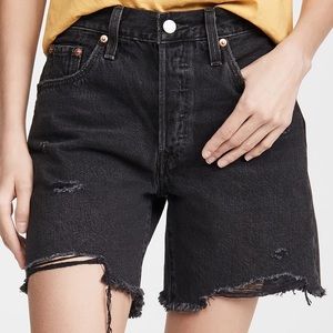 Levi 501 mid thigh shorts